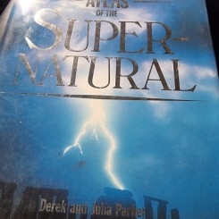 Derek Parker, Julia Parker - Atlas of the Supernatural
