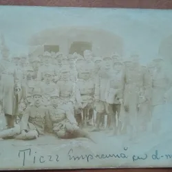 Fotografie tip carte postala, necirculata, grup de militari, inceput de secol XX