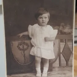 Fotografie tip carte postala, necirculata, baietel de 1 an, 1925