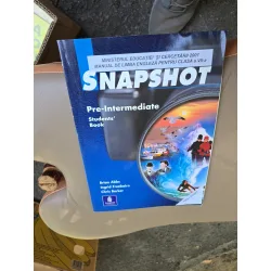 Snapshot Pre-Intermediate Students Book - Brian Abbs, Ingrid Freebairn, Chris Barker