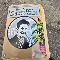 Complete novels of George Orwell, The Penguin