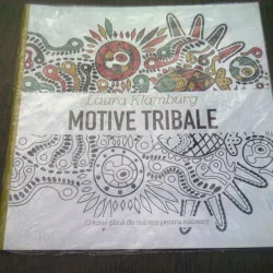 MOTIVE TRIBALE - LAURA KLAMBURG  (CARTE DE COLORAT)