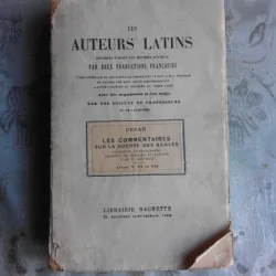 LES AUTEURS LATINS (CARTE IN LIMBA FRANCEZA)