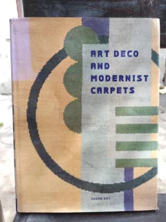 Susan Dry - Art Deco and Modernist Carpets