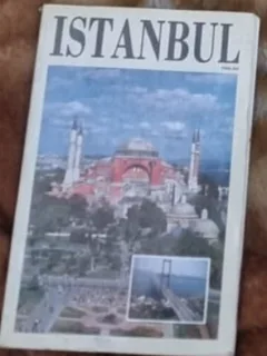 Yucel Akat - Istanbul - Ghid Turistic al Orasului