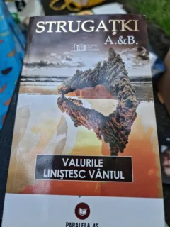 VALURILE LINISTESC VANTUL - A & B STRUGATKI