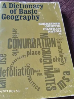 A. Allen, Griffin Salvadore, J. Schmieder - A dictionary of Basic Geography