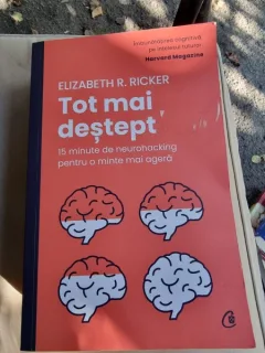 Elizabeth R. Ricker - Tot mai destept