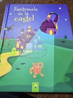 Fantomele de la castel