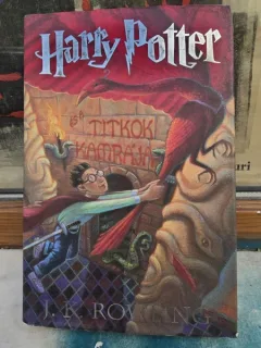 Harry Potter - Es a titkok kamraja - J. K. Rowling