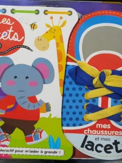 Mes lacets (Sireturile mele - carte in limba franceza)