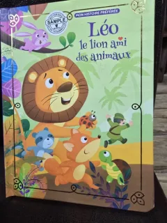 Leo le lion ami des animaux (Leo, leul iubitor de animale - carte in limba franceza)