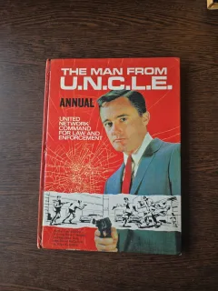 The Man from U.N.C.L.E. Annual - culegere texte in engleza