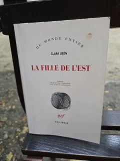 La fille de l/est - Clara Usón