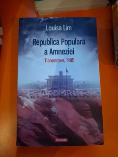 Republica Populară a Amneziei - Louisa Lim