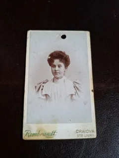 Fotografie tip CDV , portret femeie  - Rembrandt, Craiova