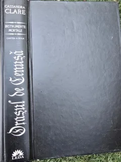 Orasul de cenusa - Cassandra Clare