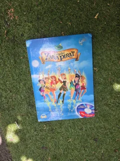 Clopoțica și Zâna Pirat - Disney