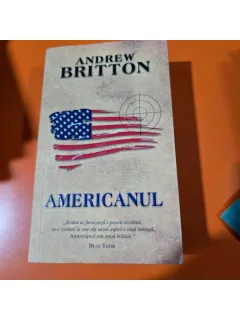Americanul - Andrew Britton