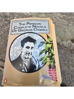 Complete novels of George Orwell, The Penguin