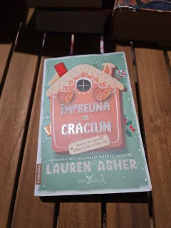 Împreună de Crăciun - Lauren Asher 2026