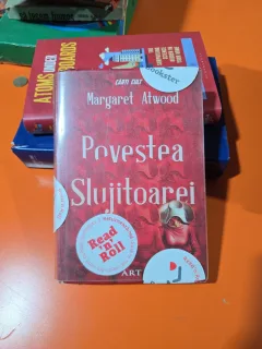 Povestea Slujitoarei - Margaret Atwood 2015