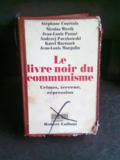 LE LIVRE NOIR DU COMMUNISME - STEPHANE COURTOIS