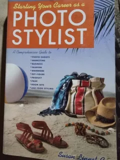 STARTING YOUR CAREER AS A PHOTO STYLIST  INCEPETI CARIERA DE FOTO STILIST- SUSAN LINNET COX