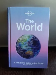THE WORLD - GHID DE CALATORIE PRIN LUME