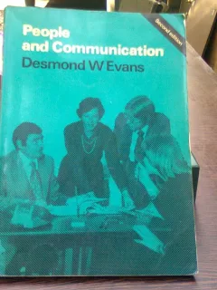 People and communication - Desmond W. Evans  (Oamenii și comunicarea)