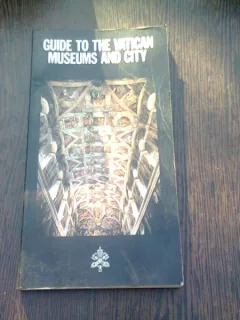 GUIDE TO THE VATICAN MUSEUMS AND CITY  (CARTE IN LIMBA ENGLEZA)
