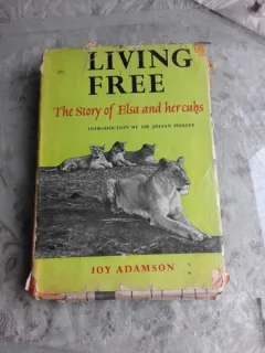 LIVING FREE, THE STORY OF ELSA AND HERCUBS - JOY ADAMSON  (CARTE IN LIMBA ENGLEZA)