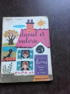 DANIEL ET VALERIE - L. HOUBLAIN  (CARTE PENTRU COPII, IN LIMNBA FRANCEZA)