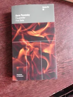 FEUEREIFER - SARA PARETSKY  (EDITIE IN LIMBA GERMANA)