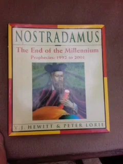The end of the millennium, prophecies 1992 to 2001 - Nostradamus  (carte in limba engleza)