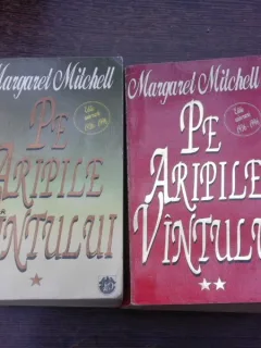 Pe aripile vantului - Margaret Mitchell  2 volume