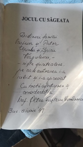 Jocul cu Sageata - Oltea Totes-Comanescu (CU DEDICATIE PICTORULUI SPIRU VERGULESCU)