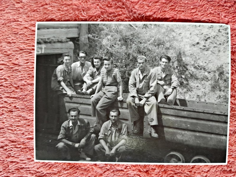 Fotografie, la practica la Filipestii de Padure, 1950