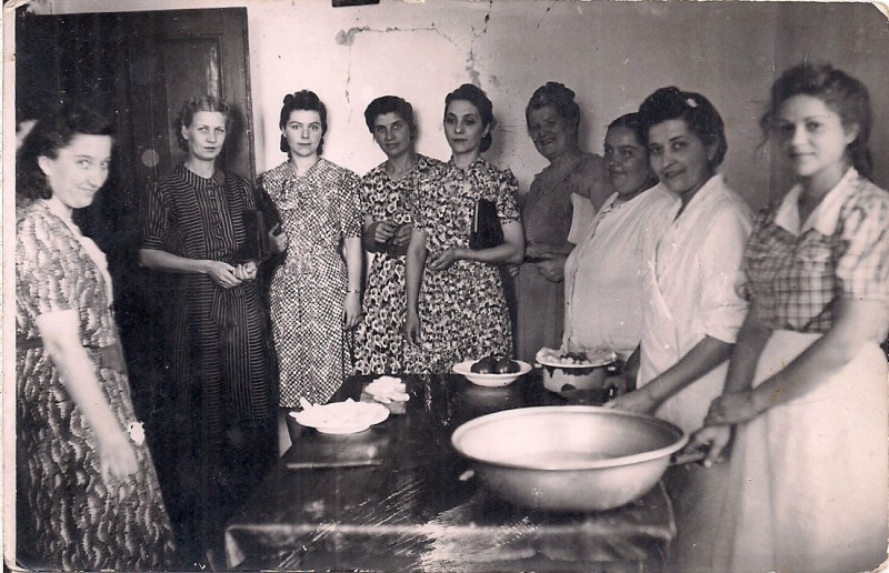 Fotografie din perioada interbelica