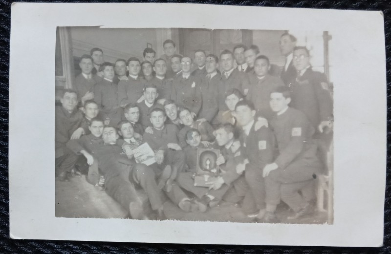 Fotografie tip Carte Postala, Grup elevi, perioada interbelica