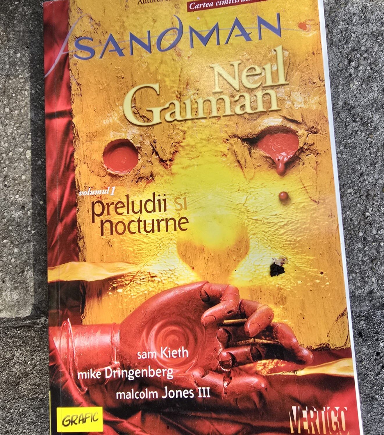 Sandman - Neil Gaiman  benzi desenate volumul 1