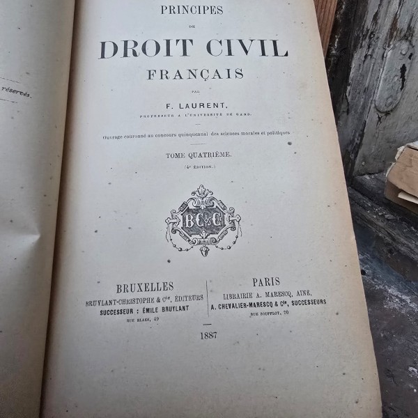 Principes de Droit Francais Tome 4 - F. Laurent