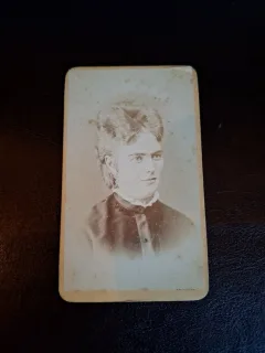 Fotografie tip CDV Portret Femeie - Engyel Samu