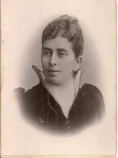 Fotografie din perioada interbelica