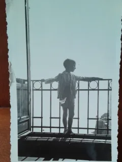 Fotografie, Geo la hotelul Palace Constanta (dr. Litarczek, parintele radiologiei romanesti), 1932