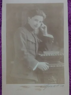 Fotografie pe carton, elev roman scoala militara, sfarsit de secol XIX