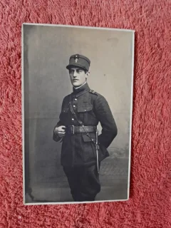 Fotografie tip carte postala, elev sergent 1923