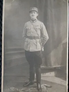 Fotografie tip Carte Postala, Locotenent al armatei romane, cca 1918-1920