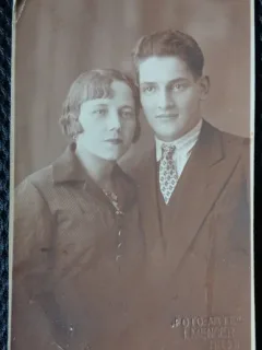 Fotografie tip Carte postala, Tineri, 1933