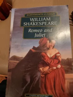 Romeo and Juliet - William Shakespeare